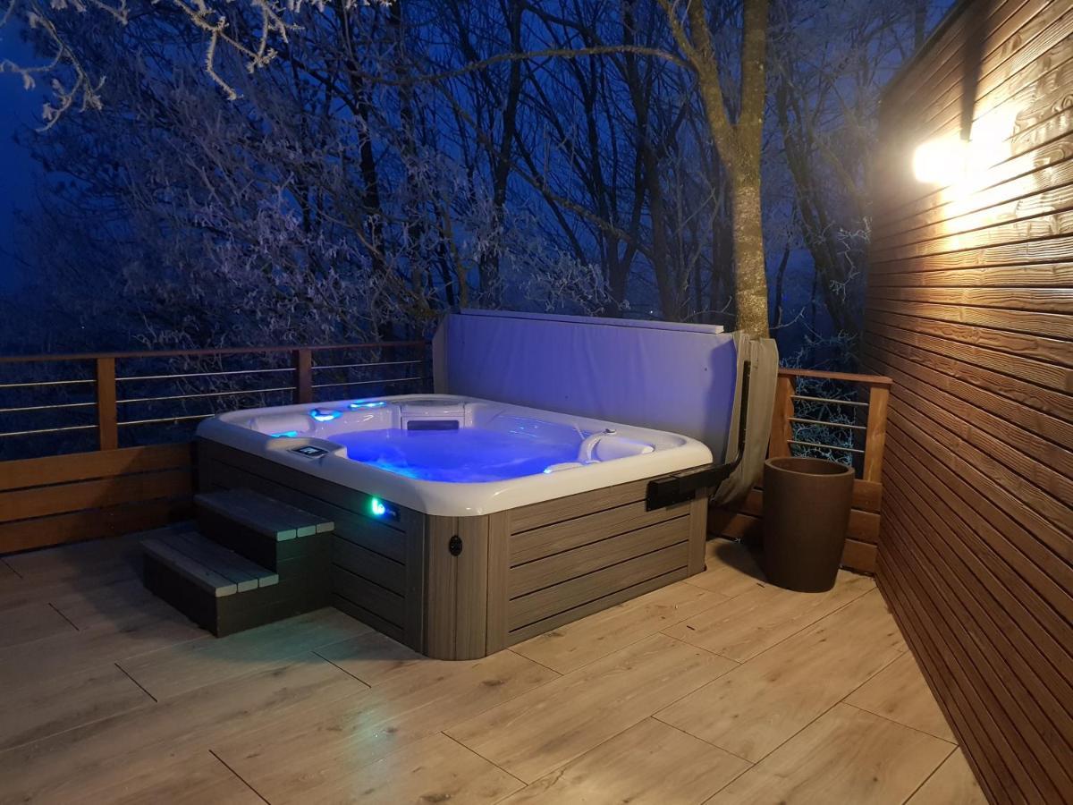 Les Cocons De L'Illon Bed & Breakfast Ville-sur-Illon Bagian luar foto